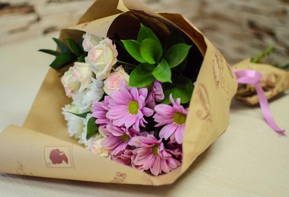 Букет цветов из: Розы и Хризантемы в Хатукайском