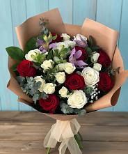 Букет цветов из:  Розы и Альстромерии #REPLACE_PRED# Хатукайском