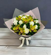 Букет цветов из:  Орхидеи и Розы в Хатукайском