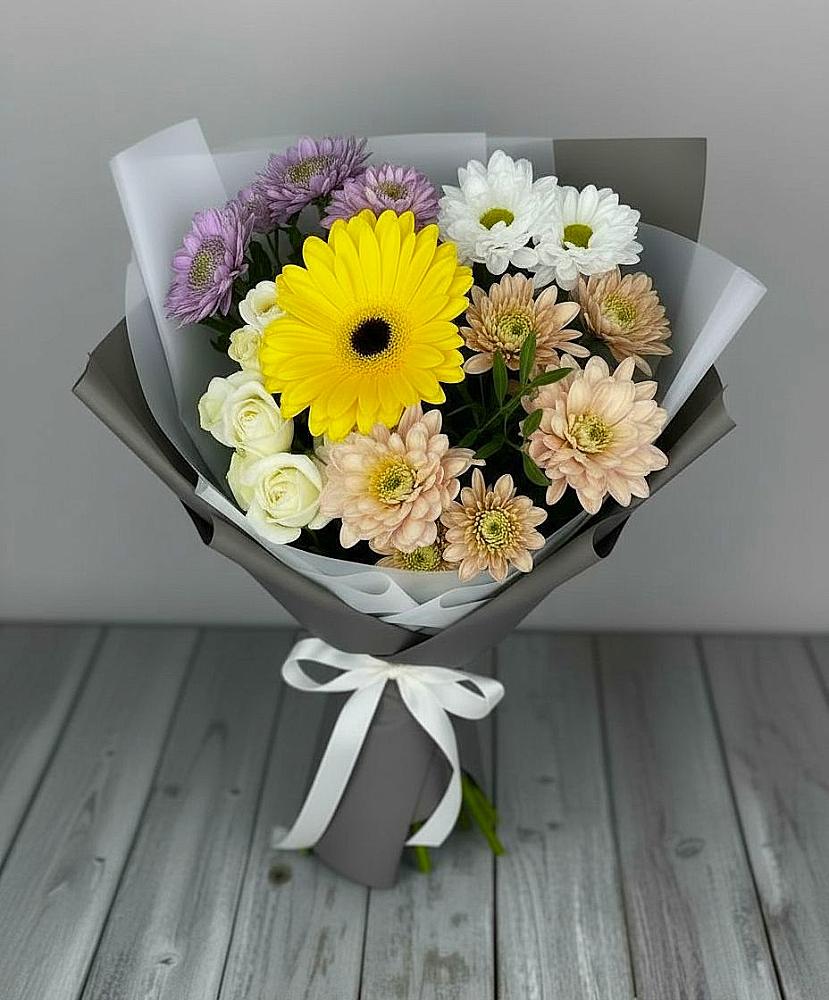 Букет цветов из: Розы, Герберы и Хризантемы в Хатукайском