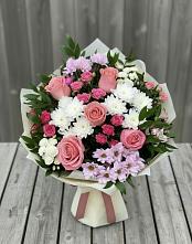 Букет цветов из:  Альстромерии, Гвоздики, Розы и Хризантемы в Хатукайском