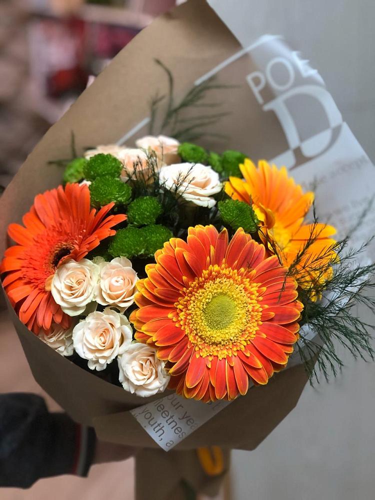 Букет цветов из: Герберы, Хризантемы и Розы в Хатукайском