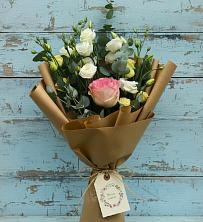 Букет цветов из:  Розы и Лизиантусы в Хатукайском