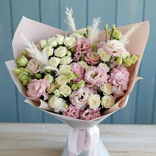Букет цветов из:  Альстромерии и Розы #REPLACE_PRED# Хатукайском