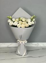 Букет цветов из:  Розы и Лизиантусы в Хатукайском